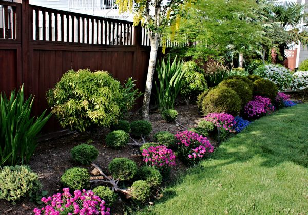 Flower Planting Service in Burnsville