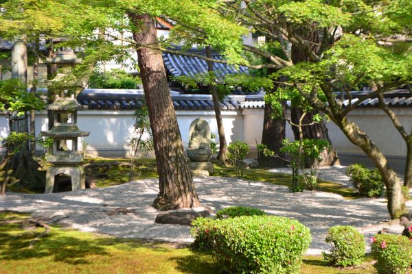 Zen Garden Landscaping in Burnsville