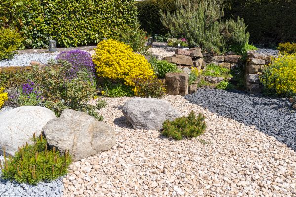 Decorative Gravel Installation in Burnsville