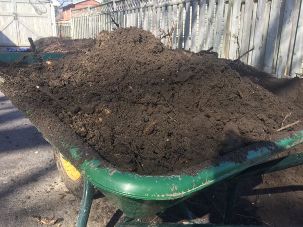 Residential Dirt Delivery in Burnsville